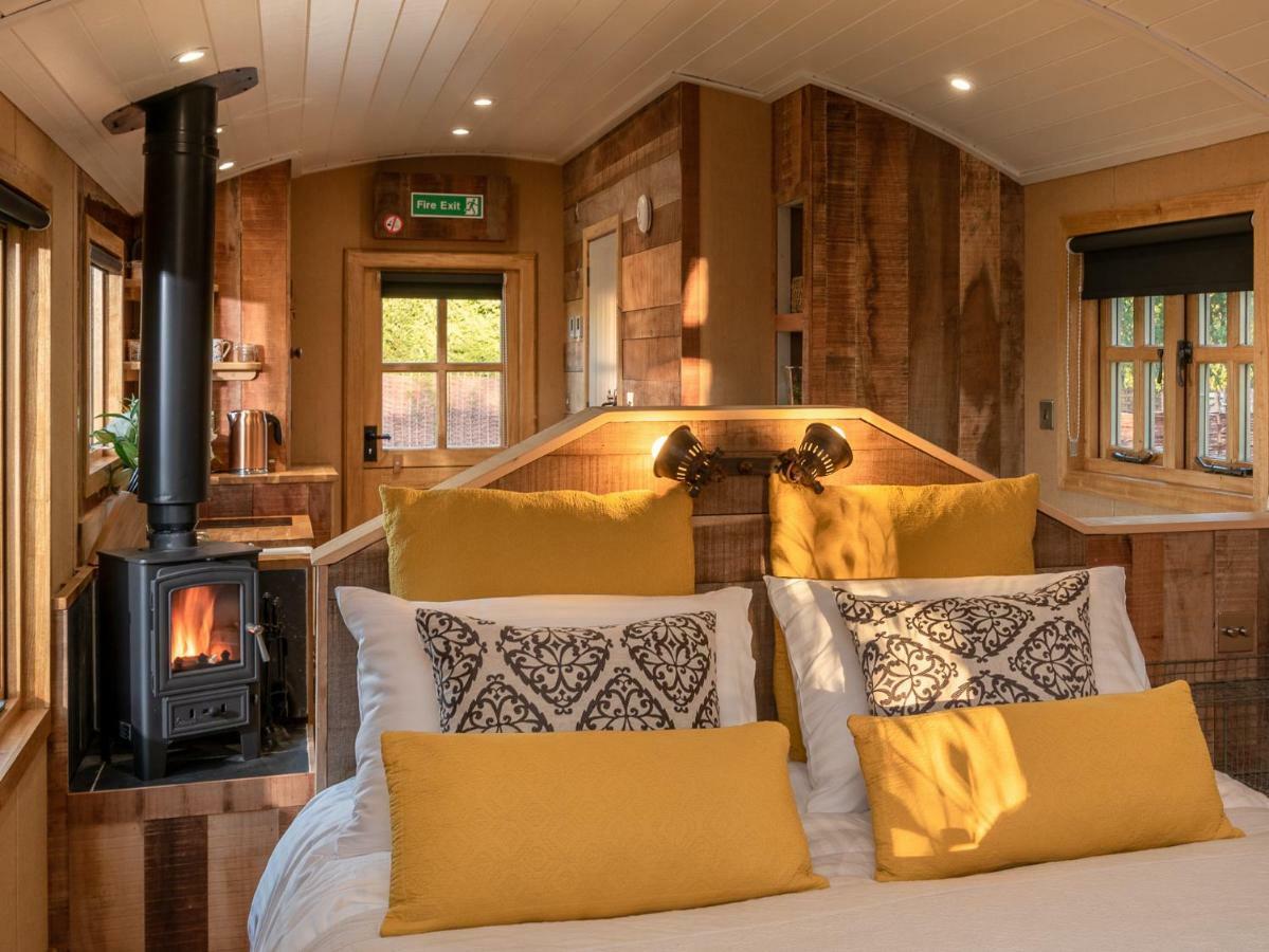 伍斯特Ashwood Shepherd Hut -Ockeridge Rural Retreats公寓 外观 照片